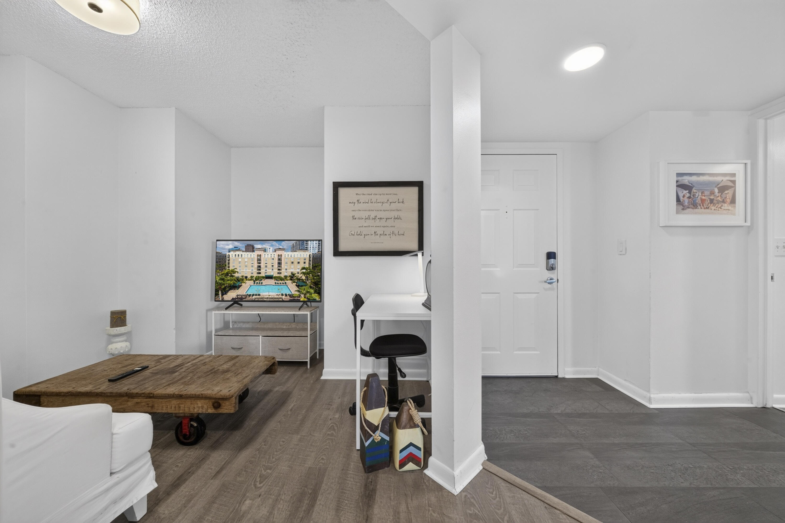 LAS OLAS BY THE RIVER CONDO - Residential