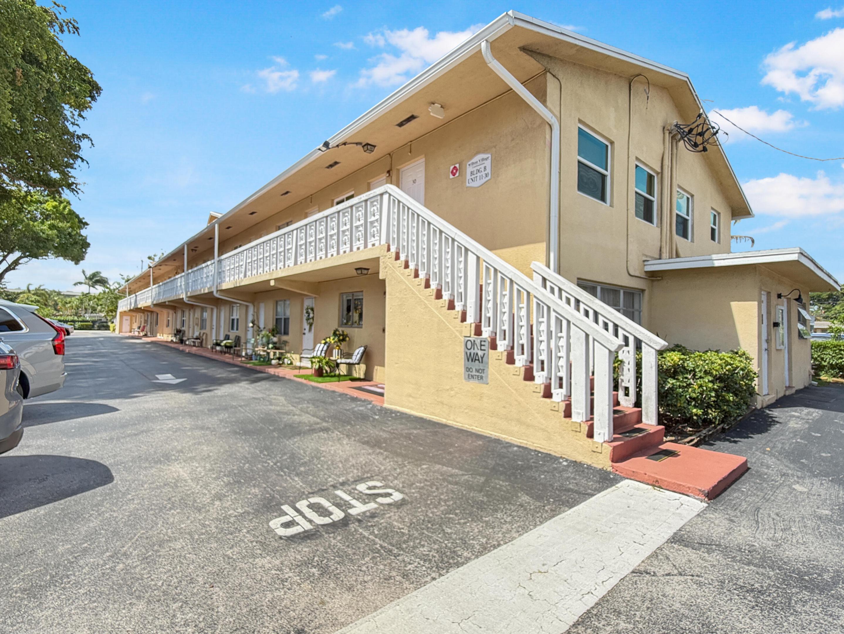 WILTON VILLAGE CONDO - Residential Lease