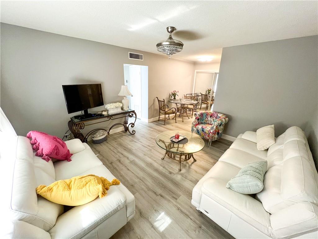 Virginian Apts - Residential
