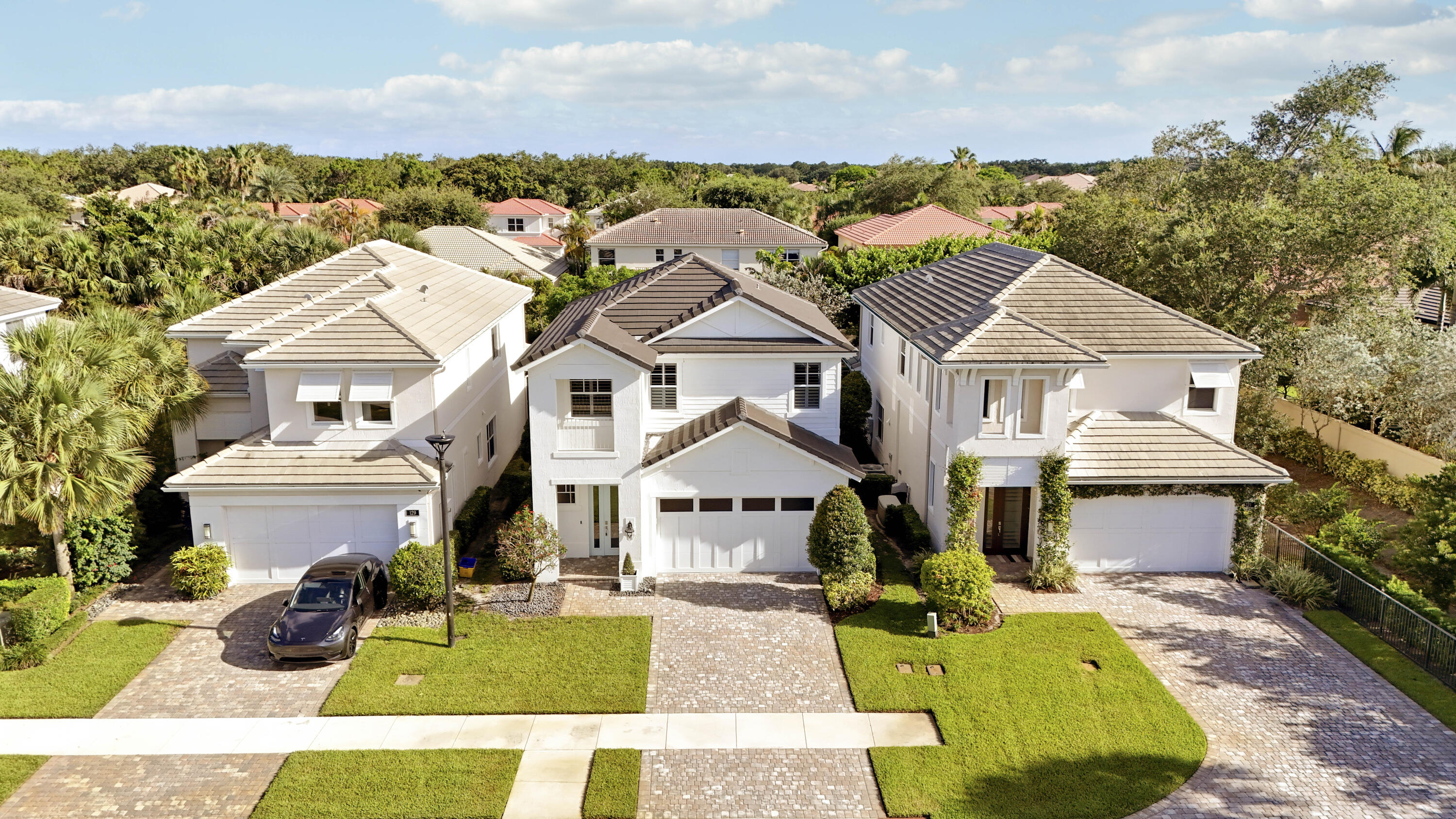 BONNETTE HUNT CLUB - Residential