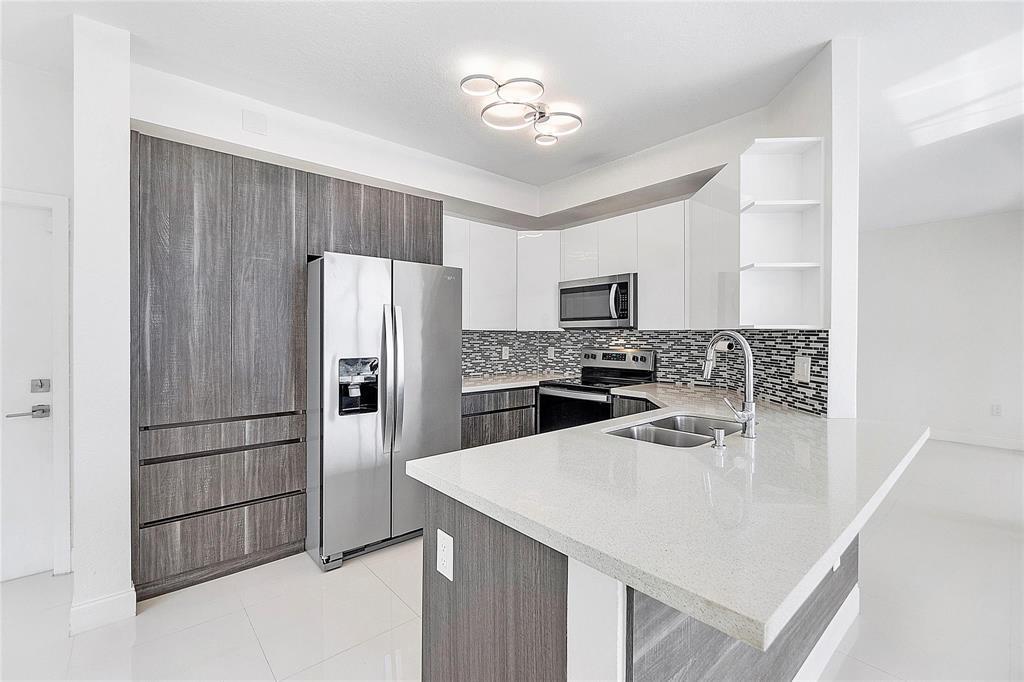PARCEL I NAUTICA PLAT - Residential Lease