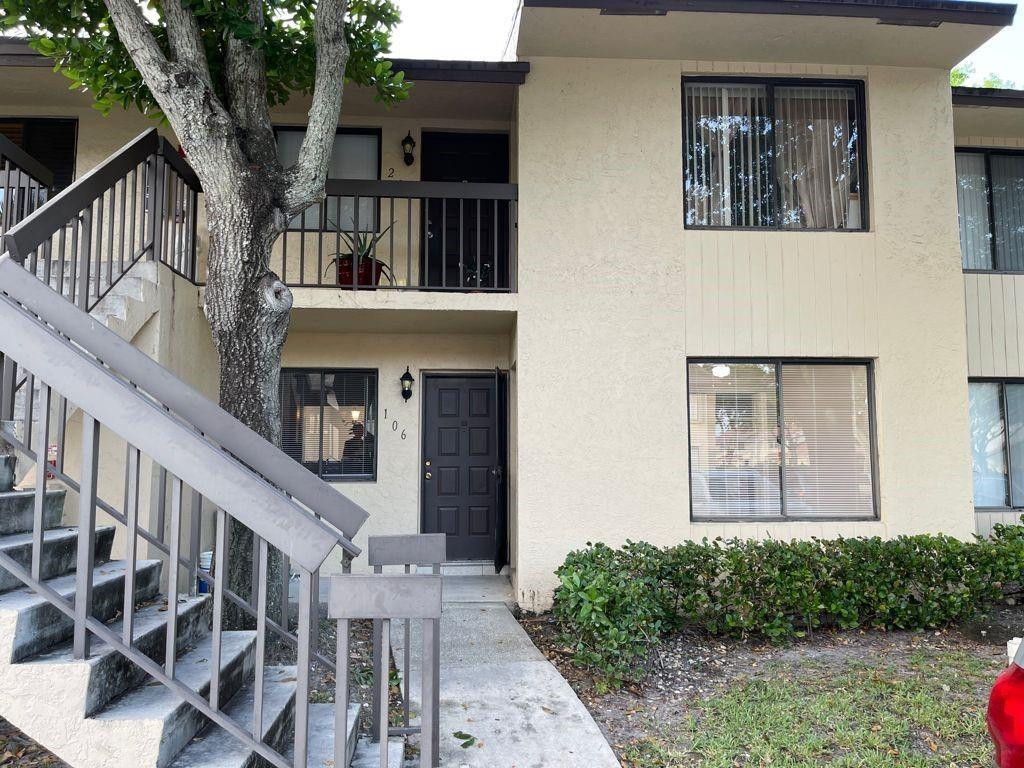 Beautiful 1st floor 2/2 unit for rent in Kensington Walk, across the street from YMCA. Unit features updated Kitchen and bathrooms, tile floors and LED recessed lighting throughout, brand new A/C unit and Water Heater, Washer & Dryer, and more. Association offers very nice pool area and tennis court. Owner requires the tenant to acquire a Renter's Insurance policy for the lease term. Schedule through Show AssistProvide proof of income, references, proof of funds, and background check with all offers.