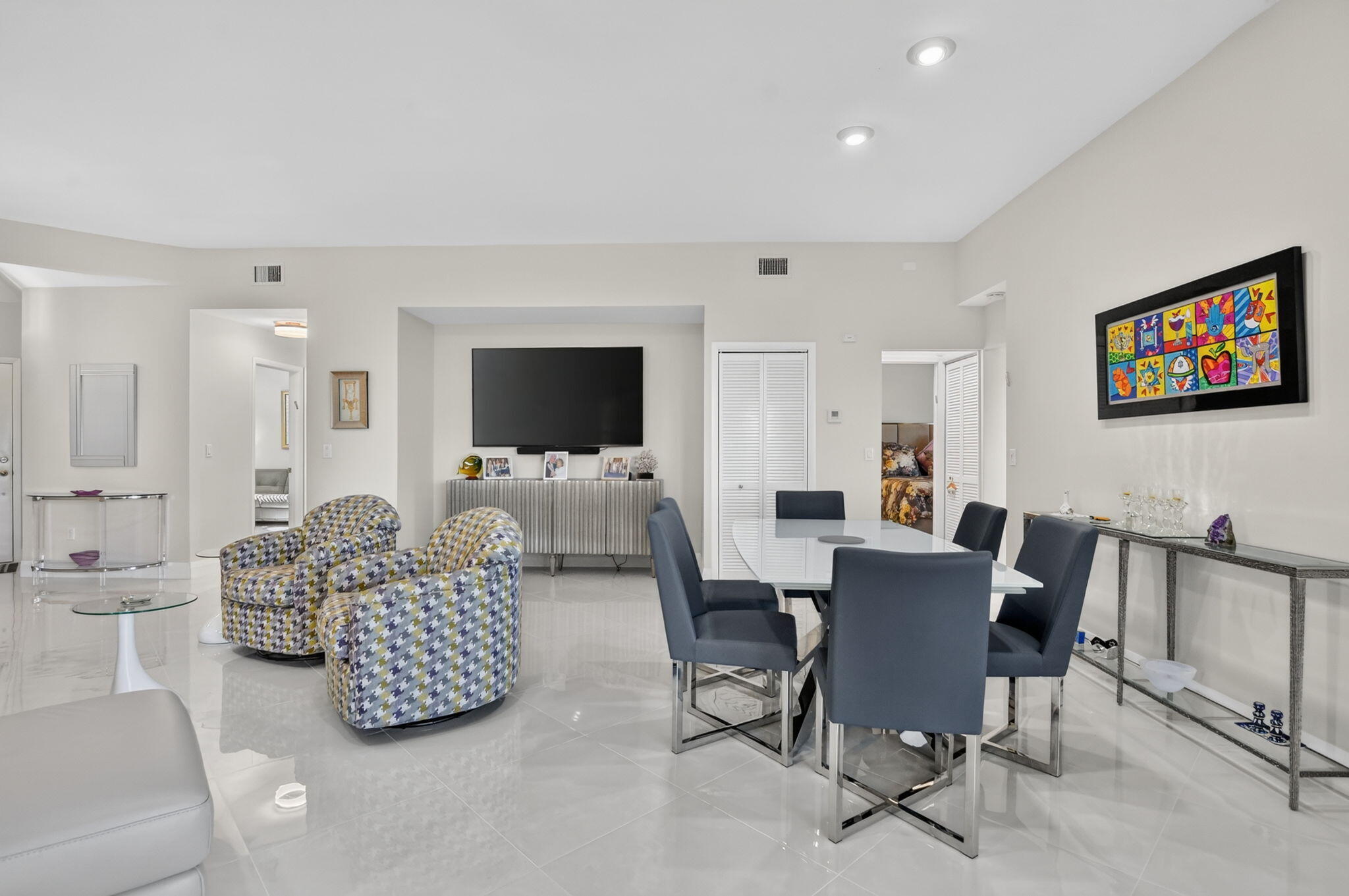 LA PAZ AT BOCA POINTE - Residential