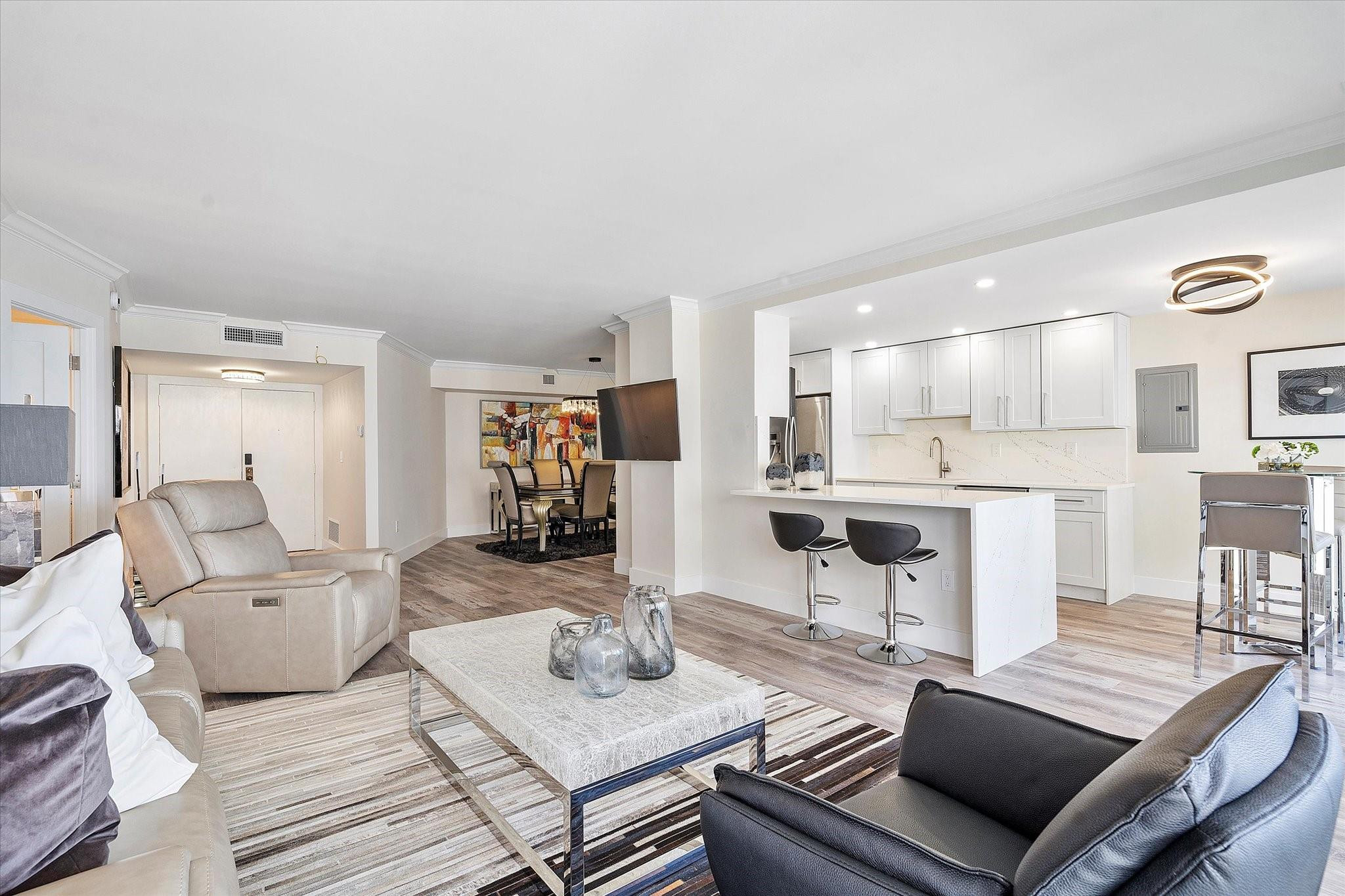SOUTHPOINT CONDO - Residential Lease