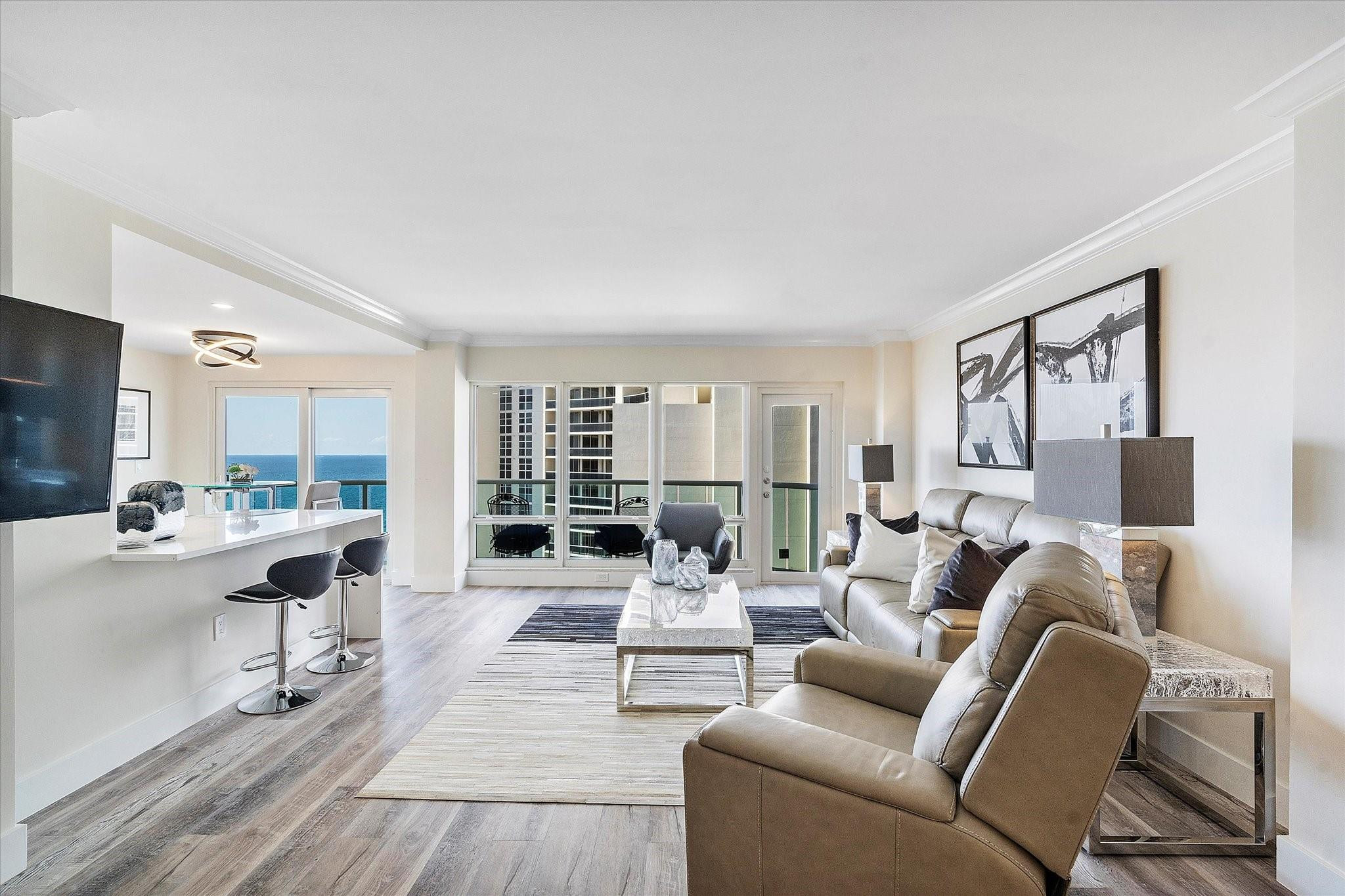 SOUTHPOINT CONDO - Residential Lease