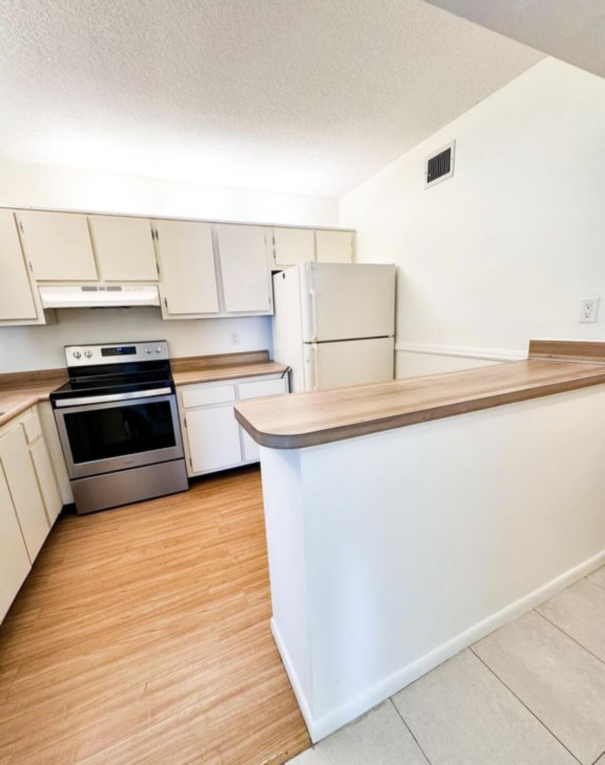 CHASEWOOD OF JUPITER CONDO - Residential