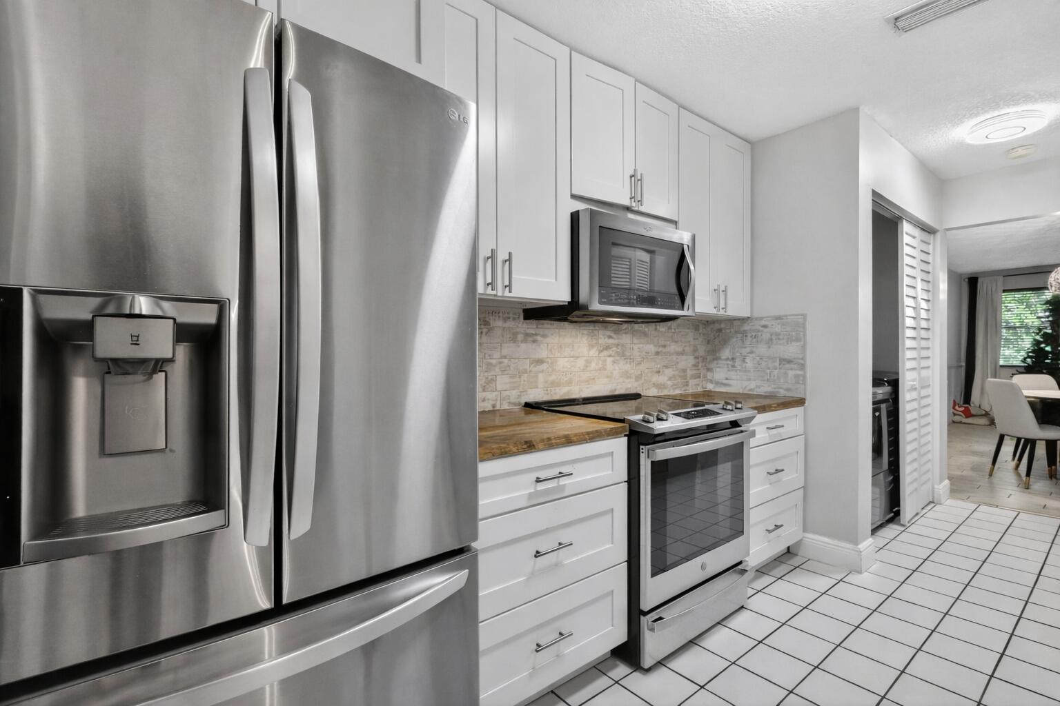 SAG HARBOR TRACE - Residential