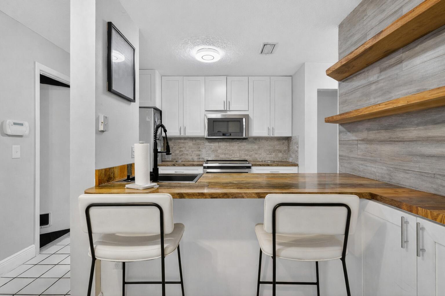 SAG HARBOR TRACE - Residential
