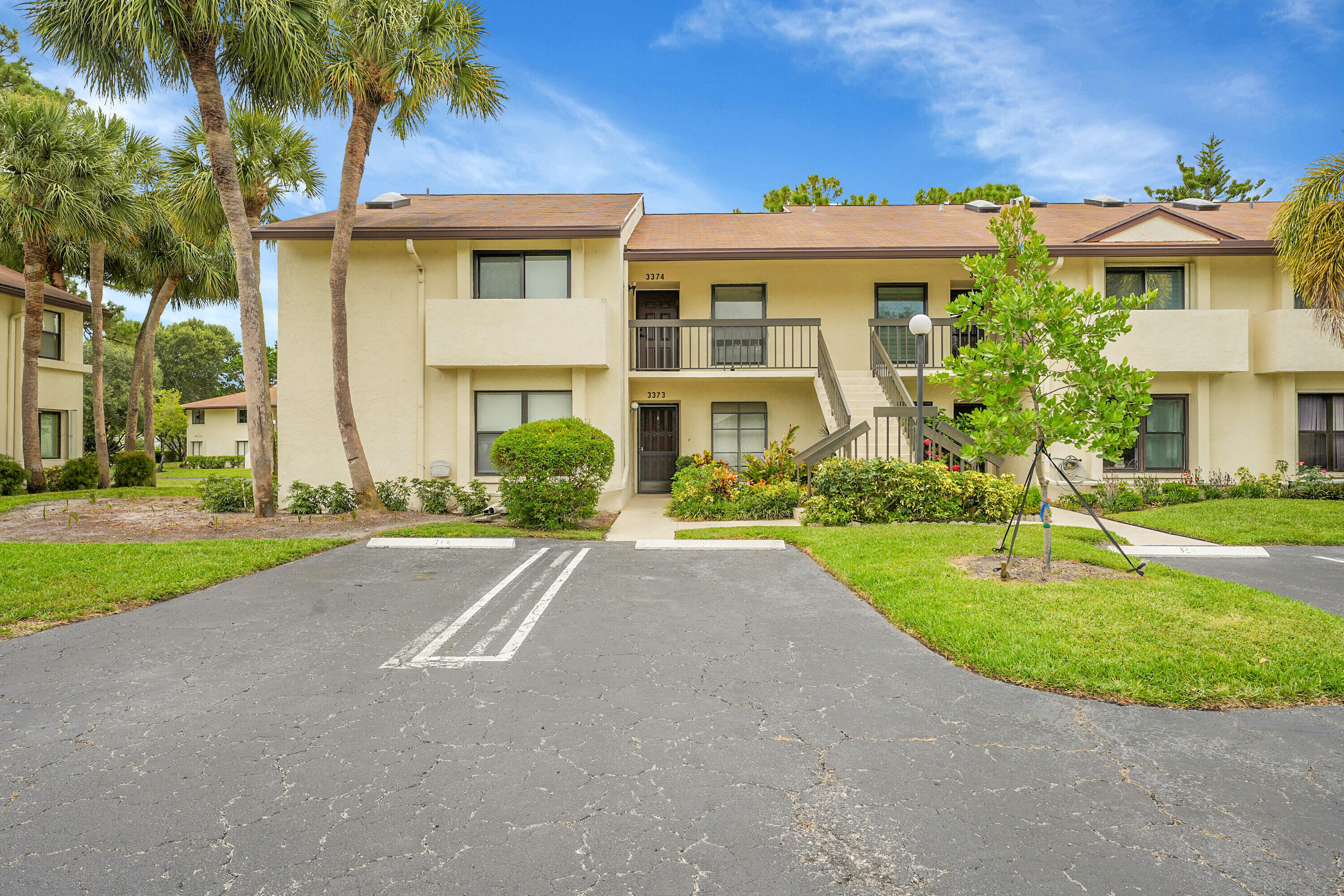 LUCERNE PARK CONDOS 1, 1A, 2 THRU 15 AND 23 THRU 2 - Residential