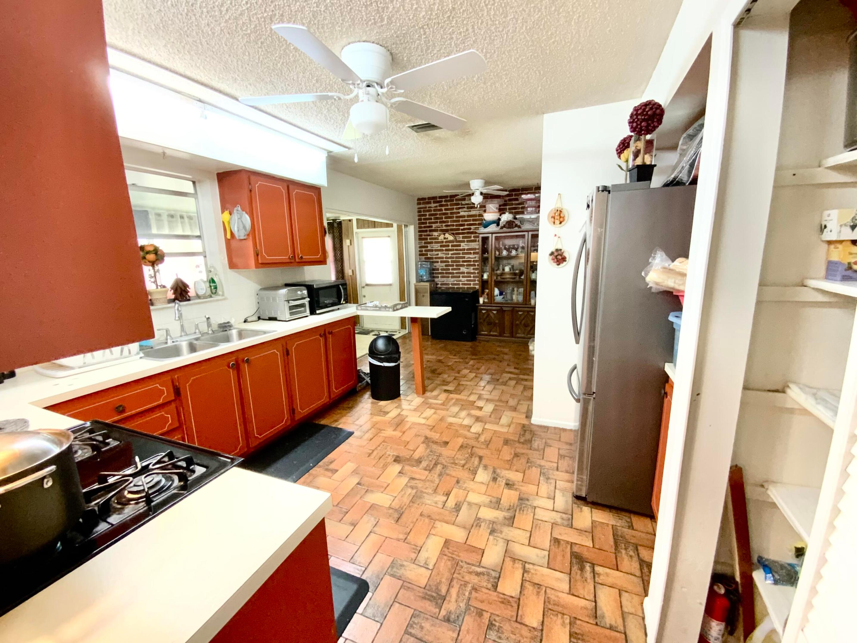 SUNRISE GOLF VILLAGE SEC 20 - Residential
