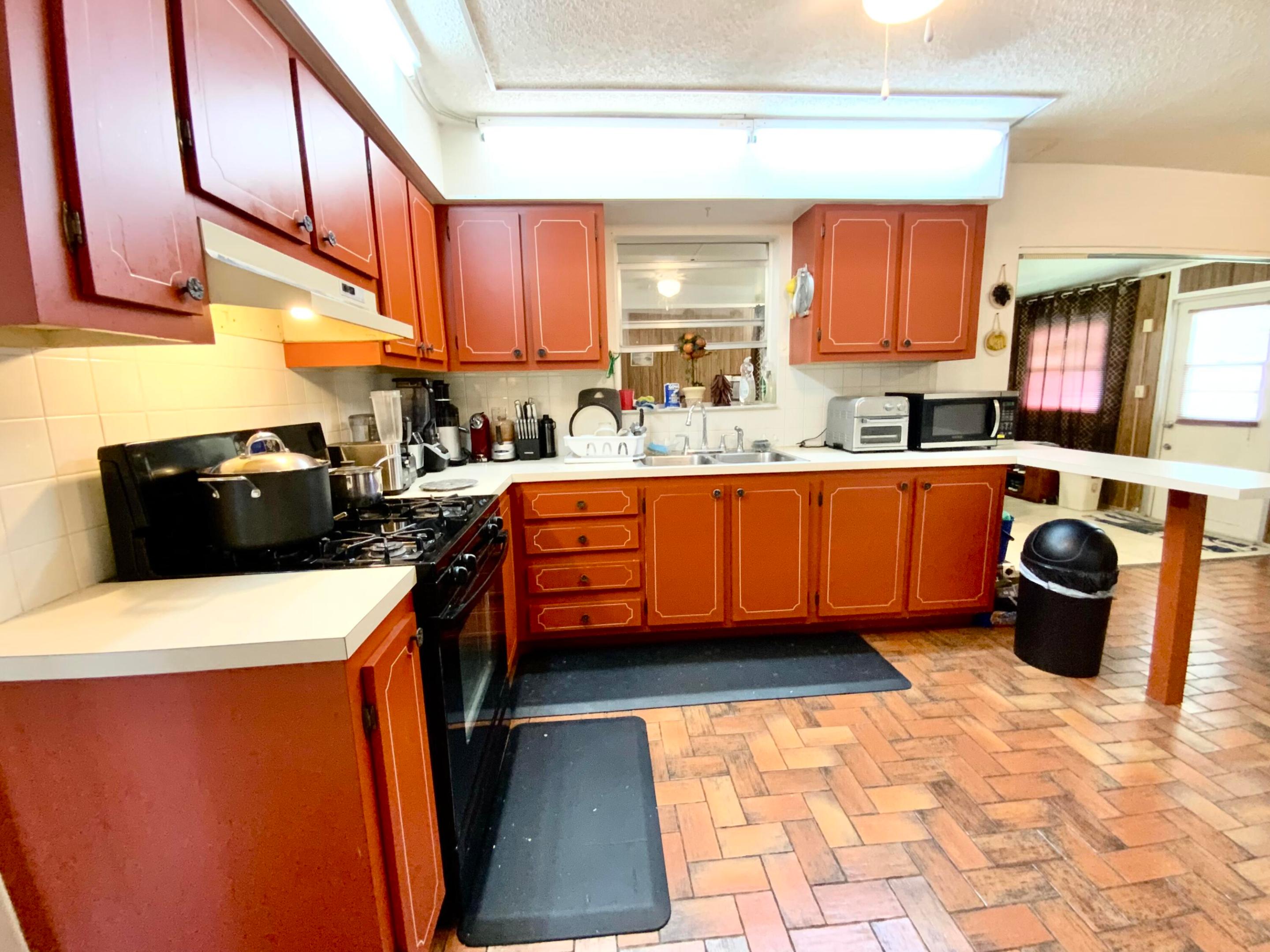 SUNRISE GOLF VILLAGE SEC 20 - Residential