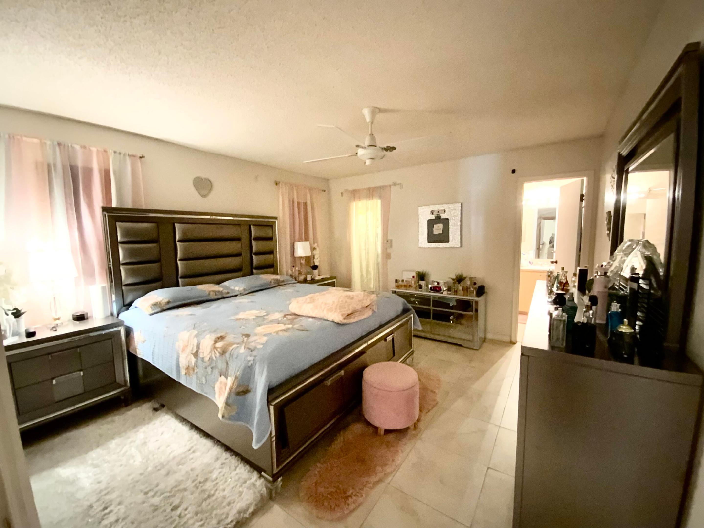 SUNRISE GOLF VILLAGE SEC 20 - Residential