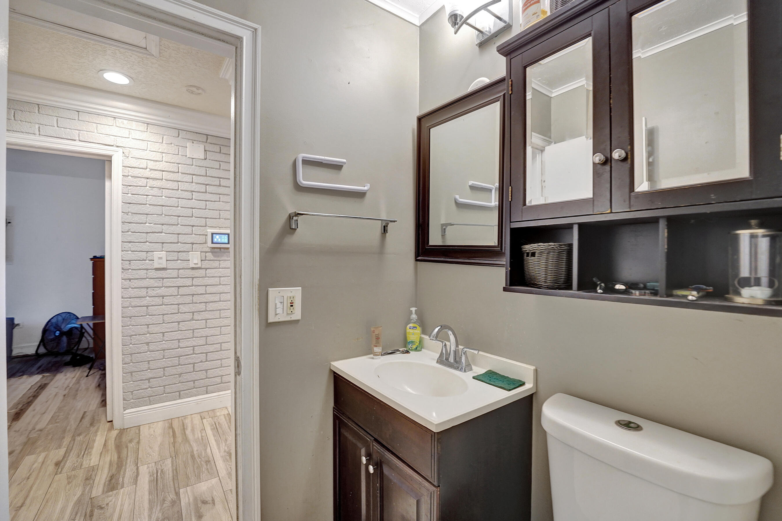 GOLDEN HEIGHTS HOMES - Residential