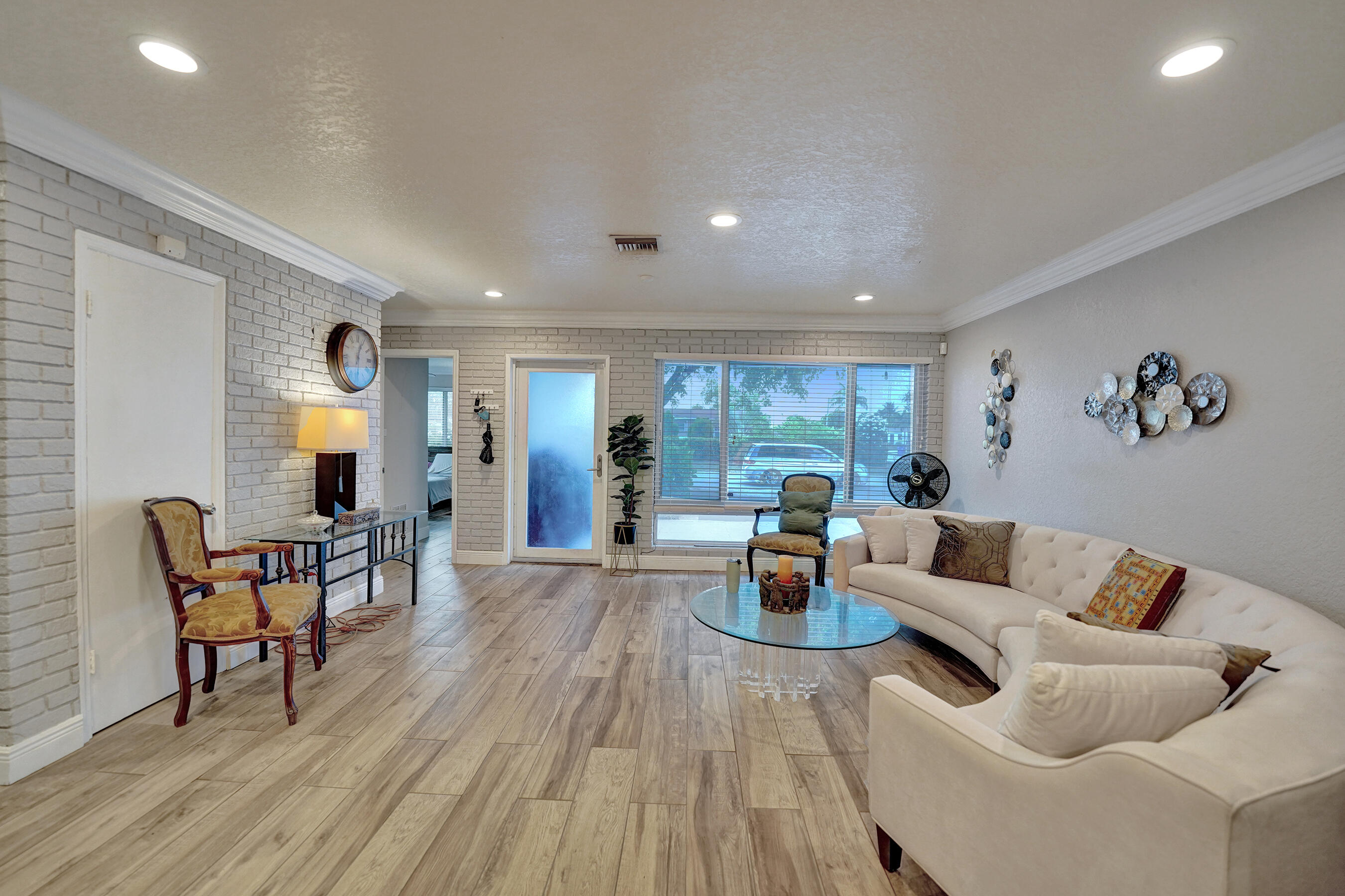 GOLDEN HEIGHTS HOMES - Residential