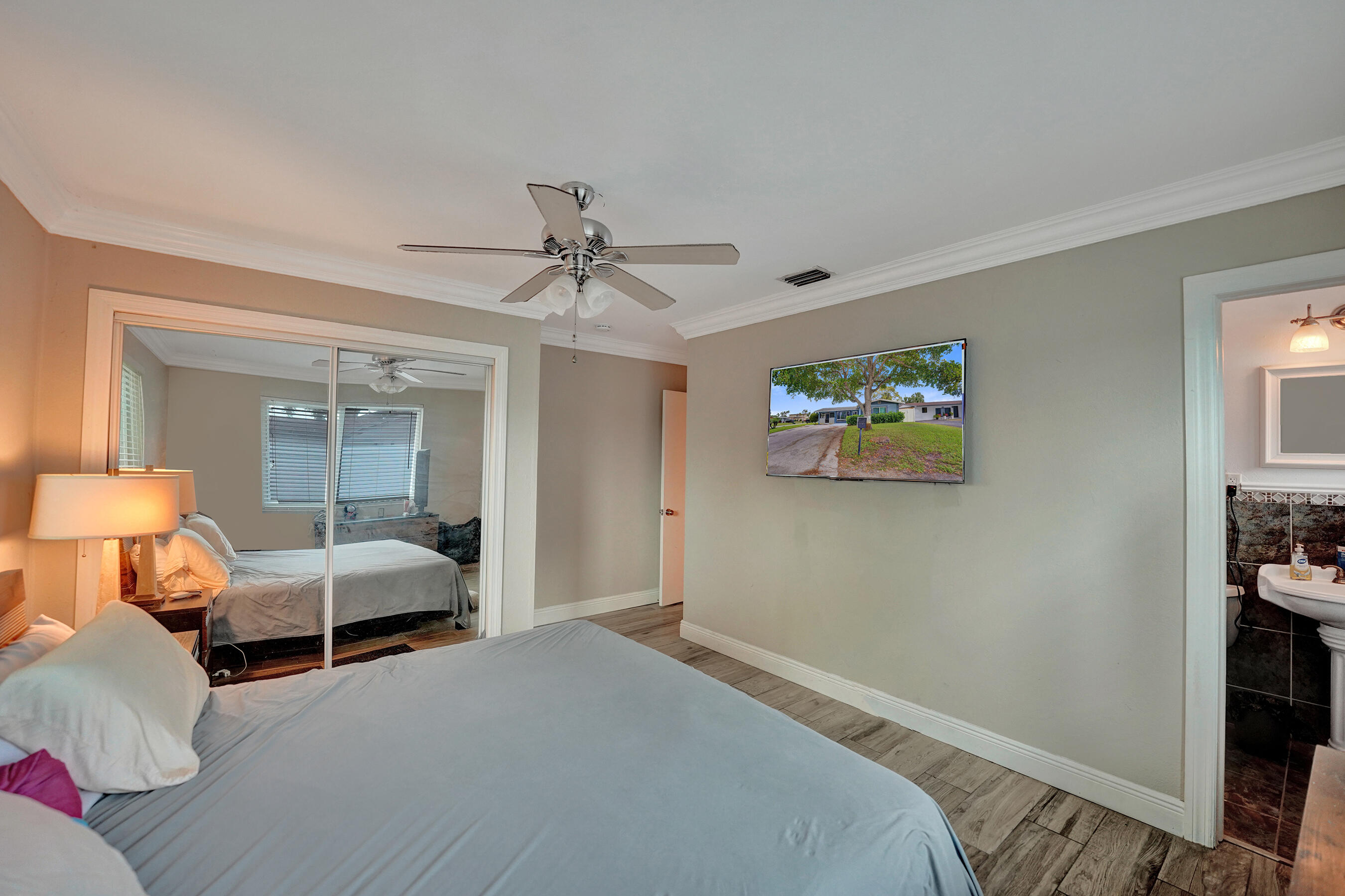 GOLDEN HEIGHTS HOMES - Residential