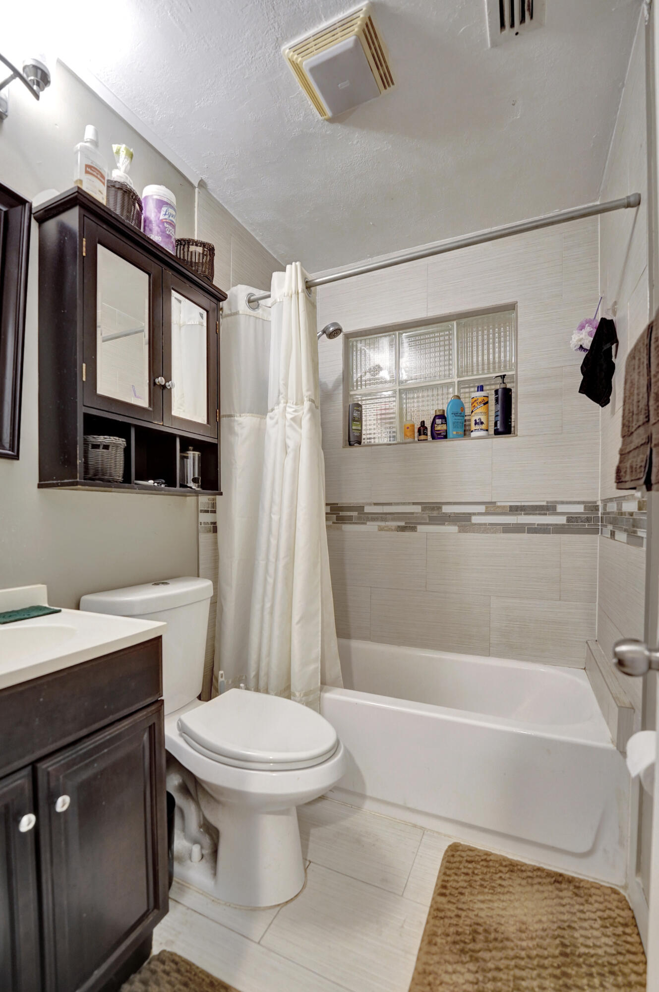 GOLDEN HEIGHTS HOMES - Residential