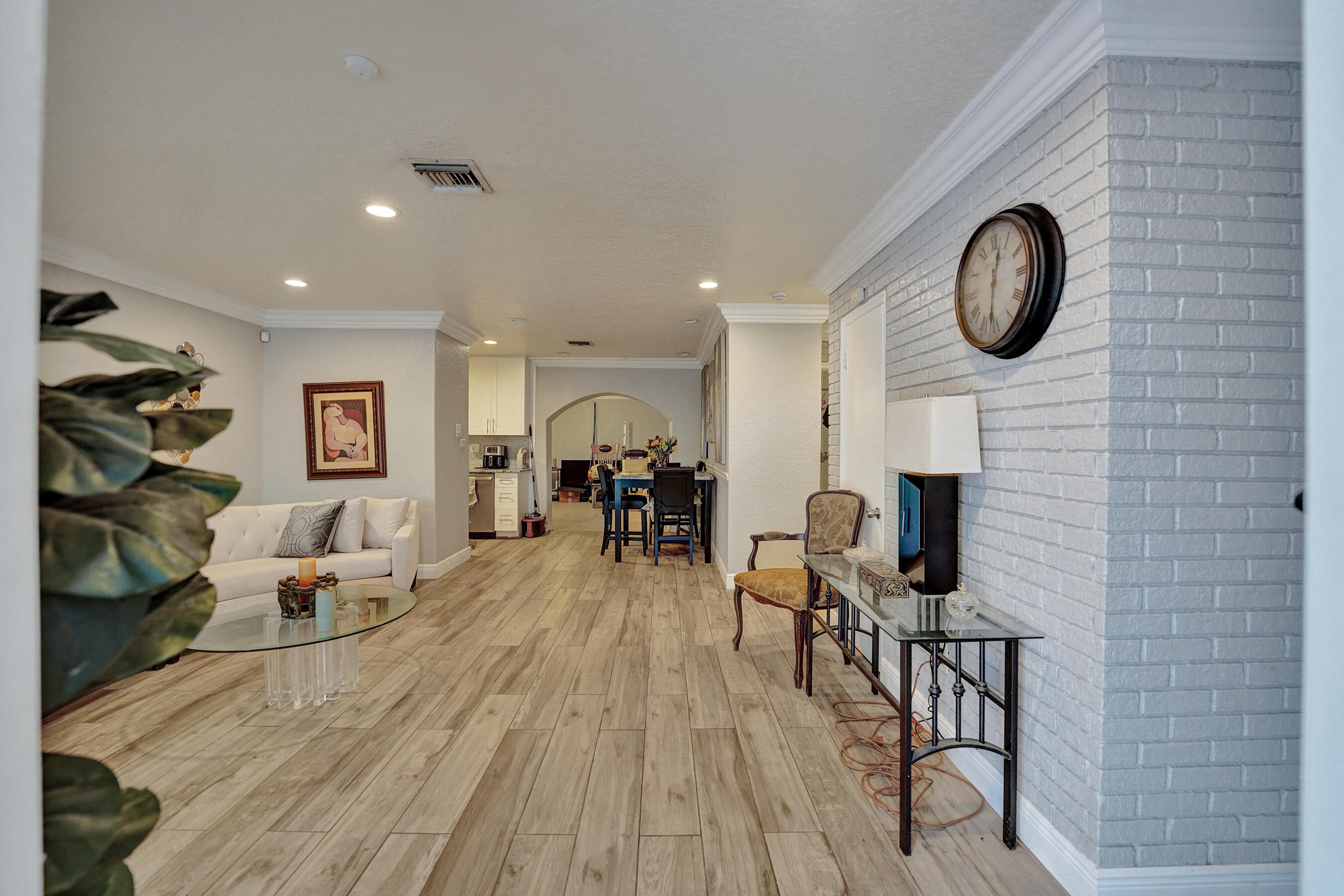 GOLDEN HEIGHTS HOMES - Residential