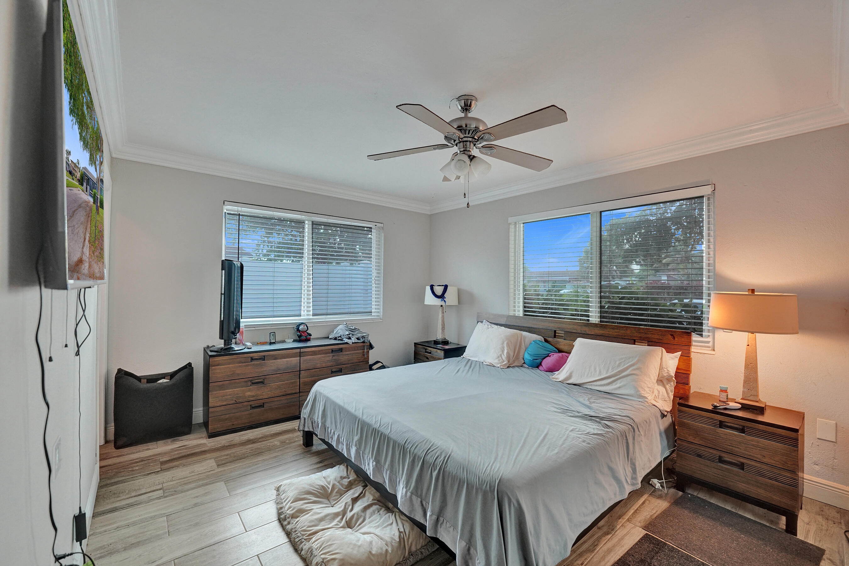 GOLDEN HEIGHTS HOMES - Residential