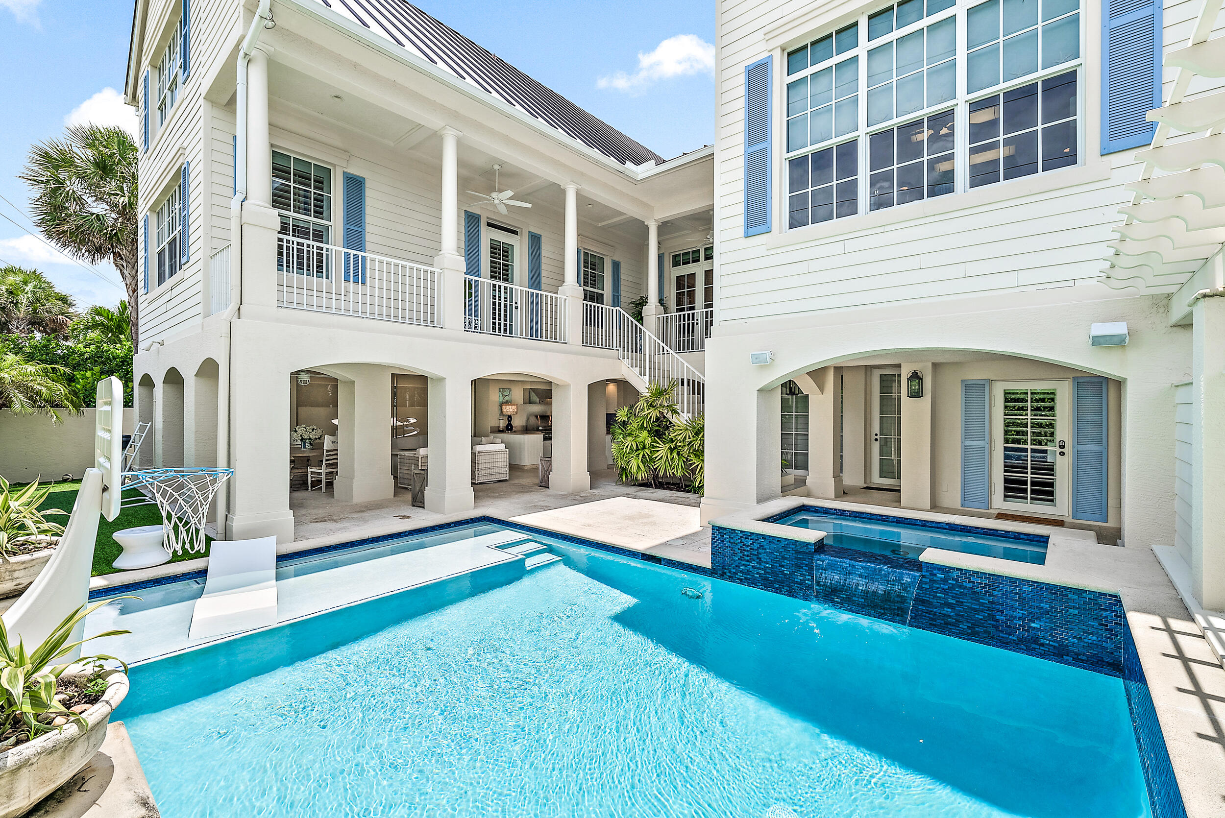 OLD TOWNE AT JUNO BEACH - Residential
