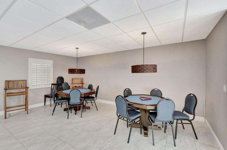 SABAL PINE CONDO - Residential