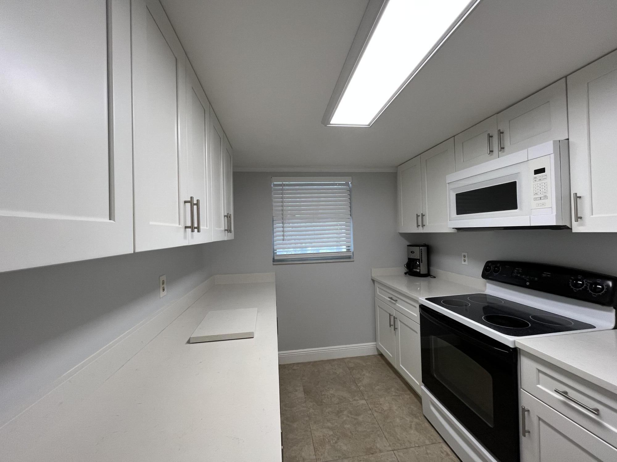 SABAL PINE CONDO - Residential