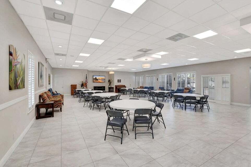 SABAL PINE CONDO - Residential