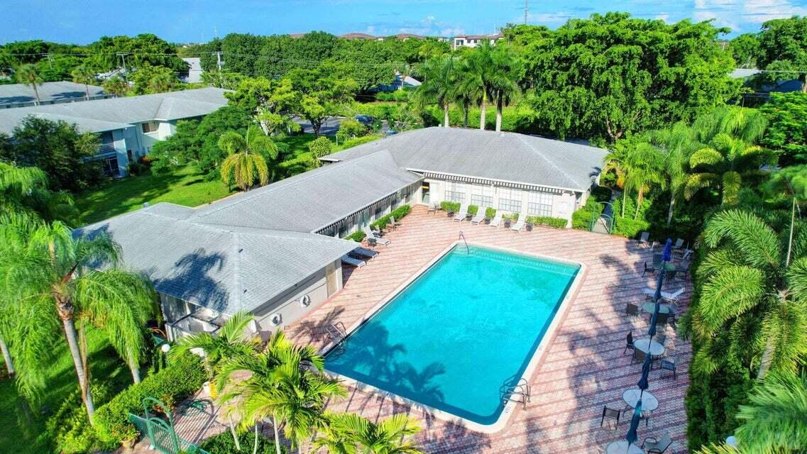 SABAL PINE CONDO - Residential
