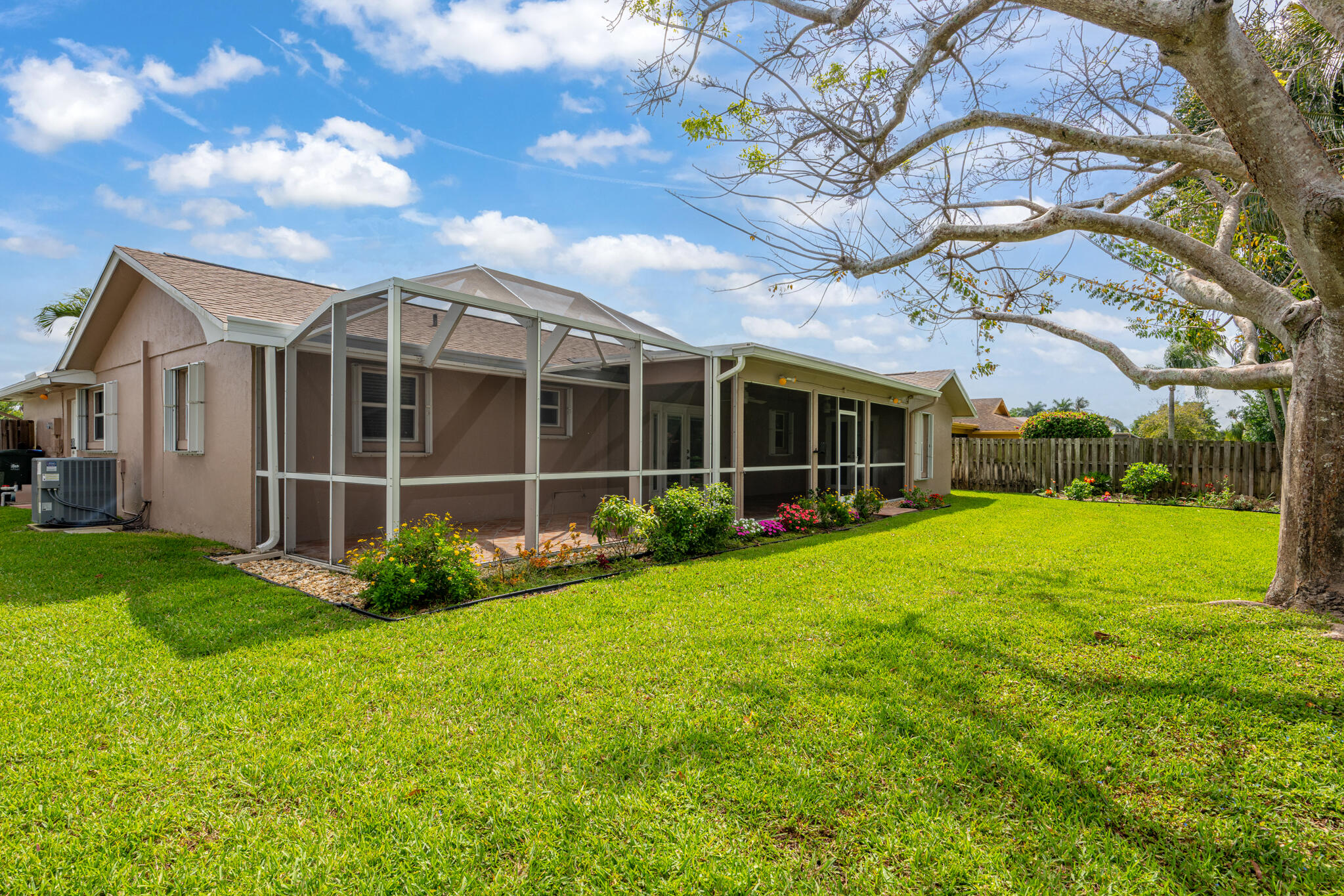 SOUTH SHORE 1 OF WELLINGTON - Residential