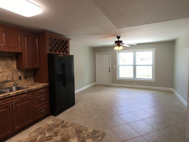 FOREST HILL VILLAGE 11 - Residential Lease