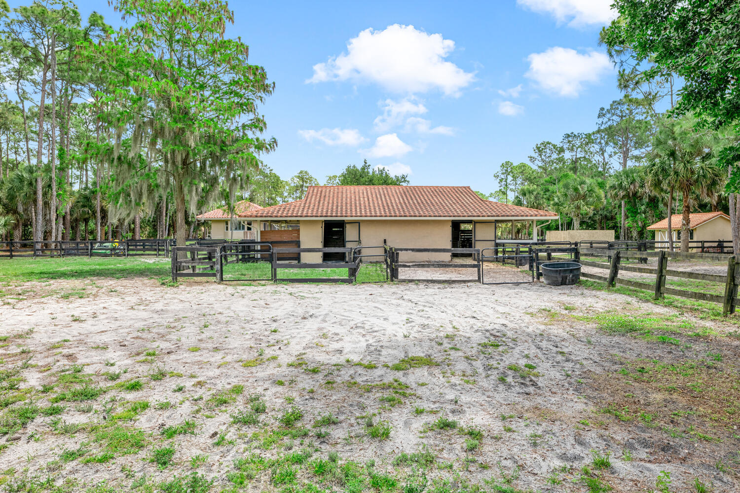 DEER RUN - Residential