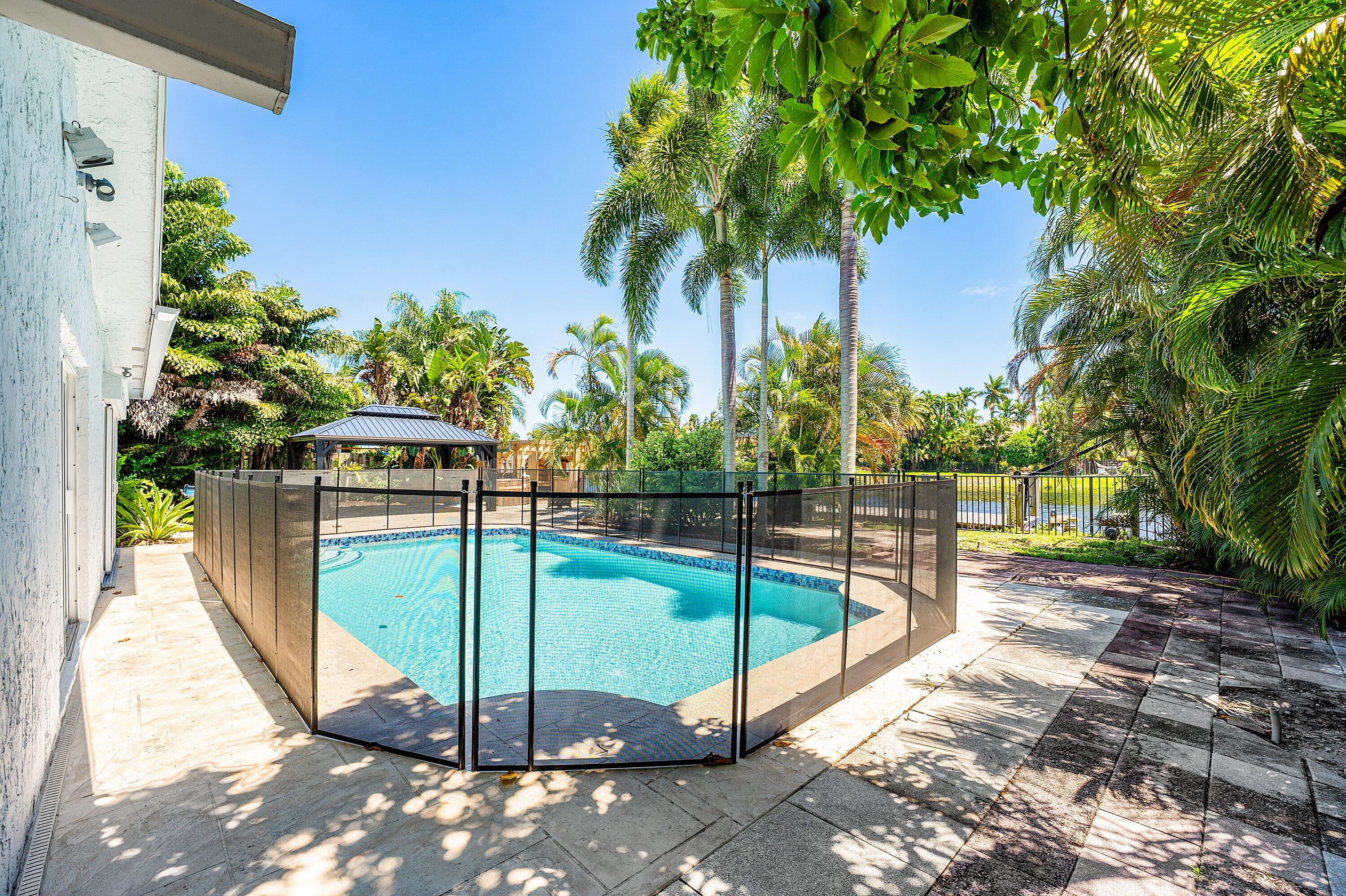 TROPIC PALMS 2 - Residential Lease