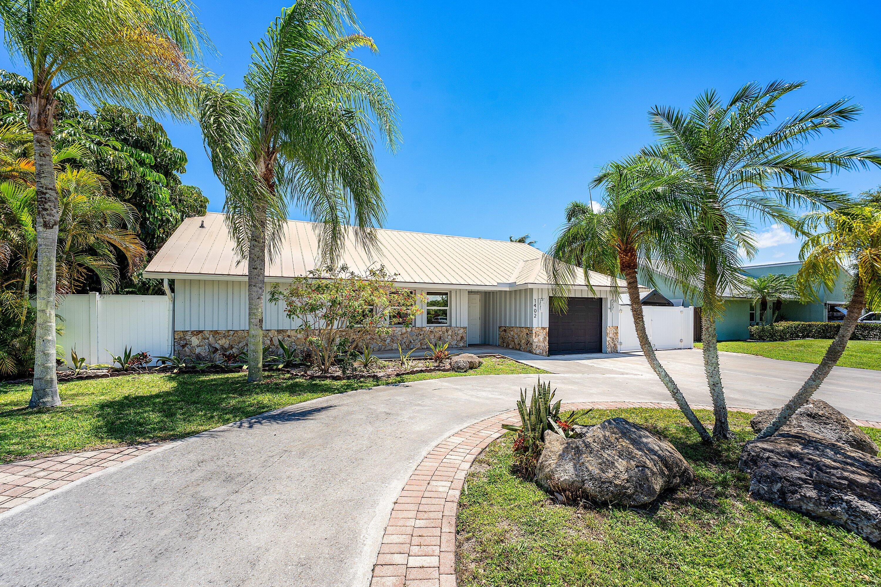 TROPIC PALMS 2 - Residential Lease