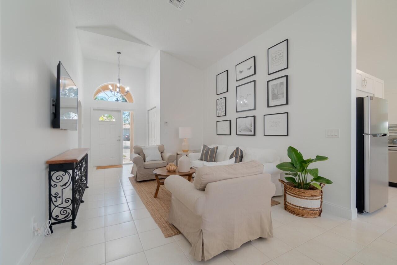 WELLINGTON TR 42B - Residential Lease