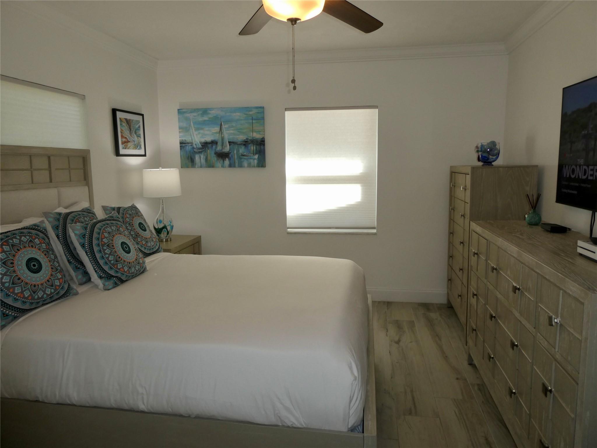 Lauder Gate Isles 28-17 B - Residential