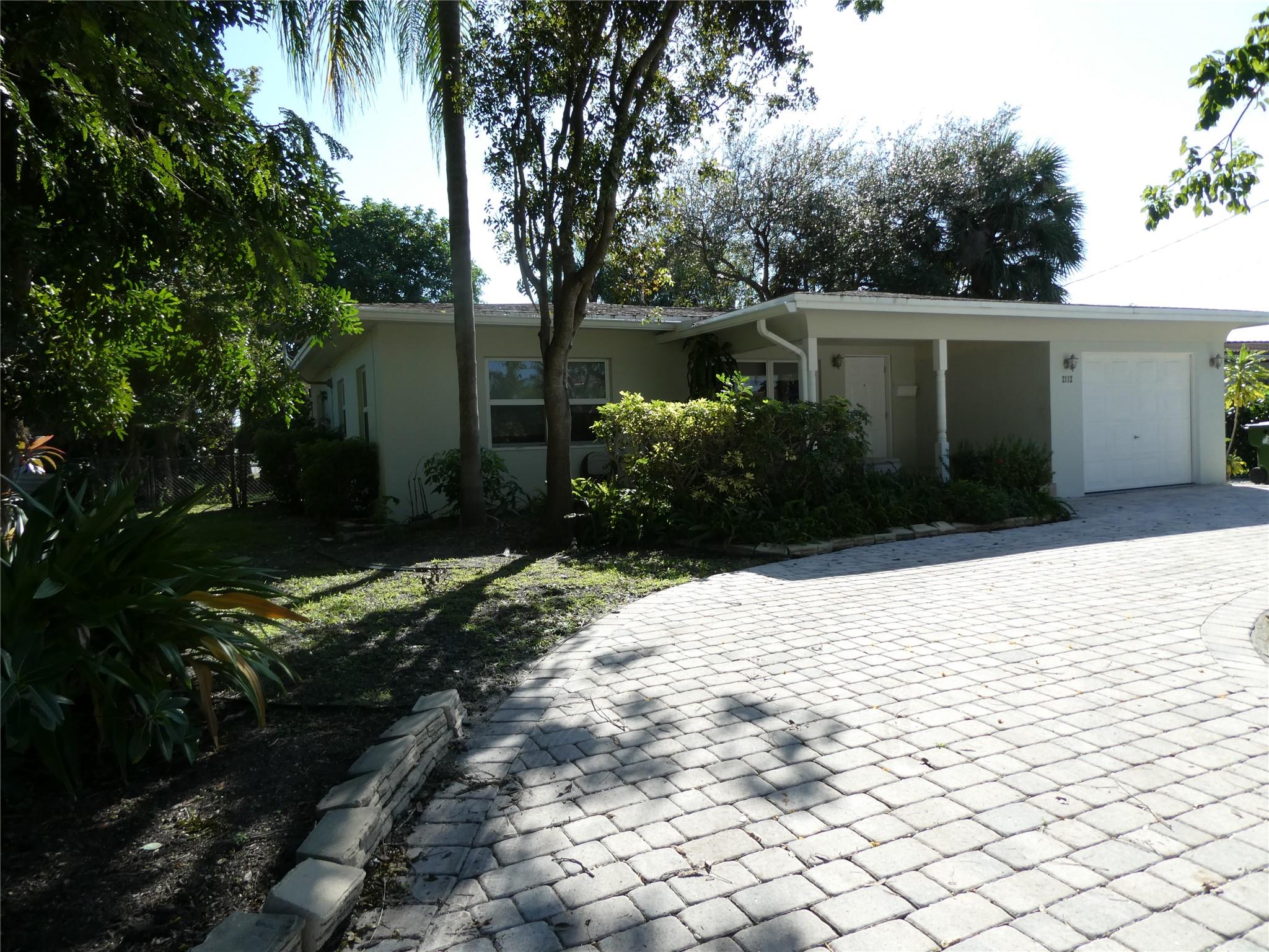 Lauder Gate Isles 28-17 B - Residential