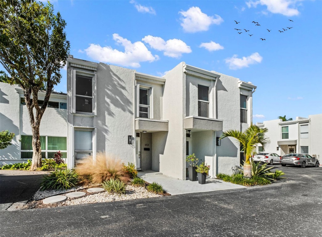 CYPRESS COVE - Residential