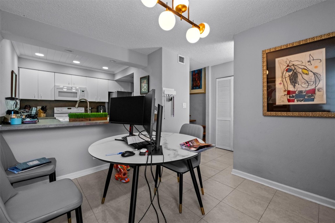 CYPRESS COVE - Residential