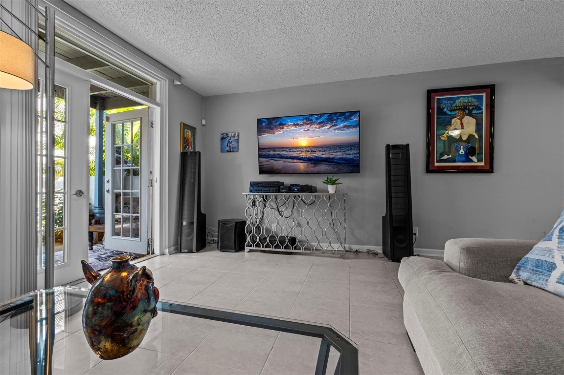 CYPRESS COVE - Residential