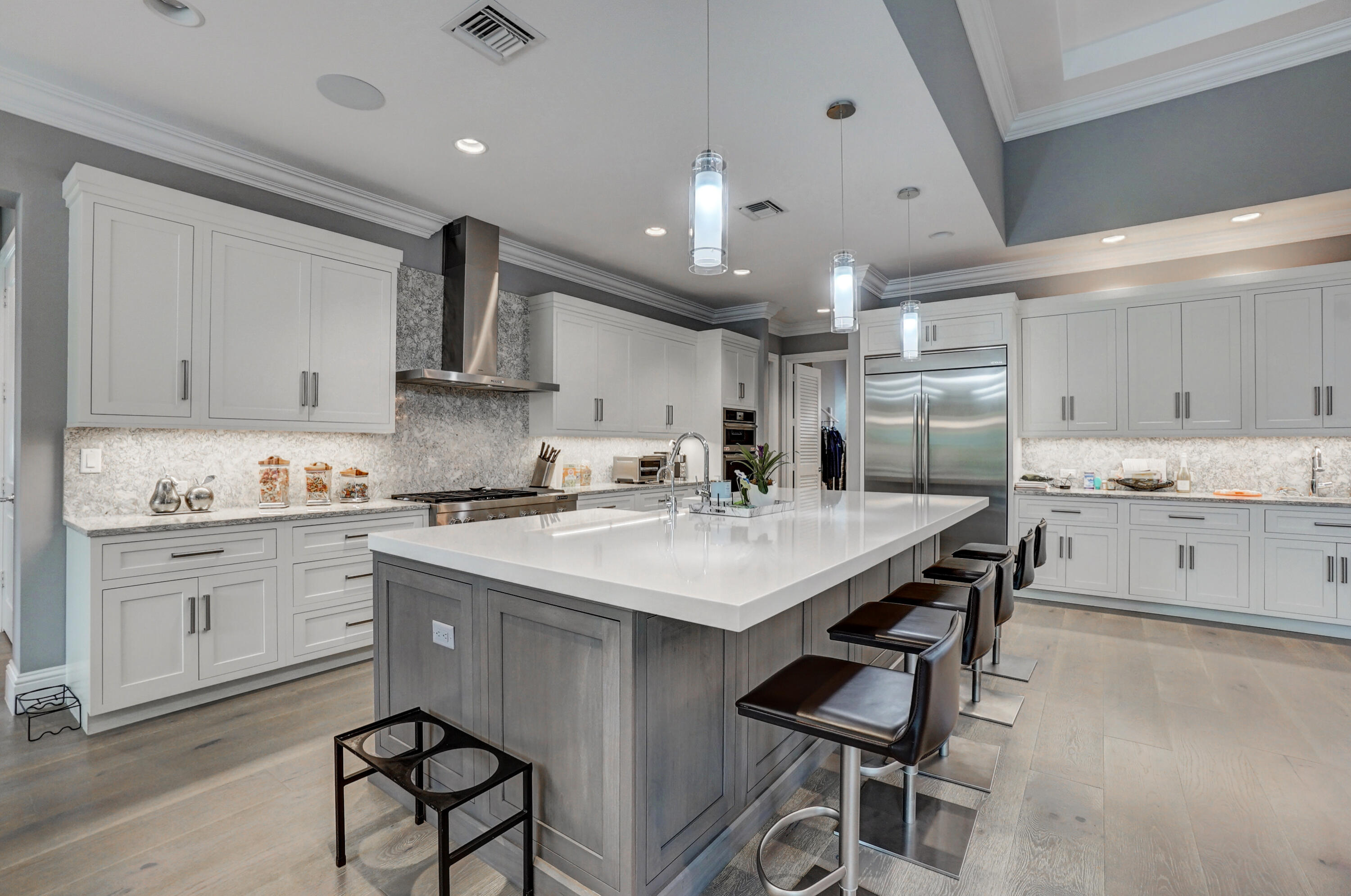 BOCA VILLAS - Residential