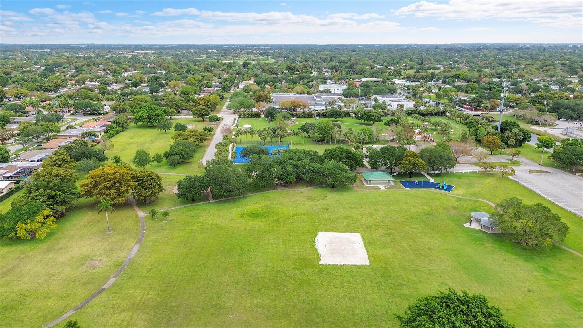 LAKEVIEW ESTATES SEC 1 REPLAT - Residential Lease