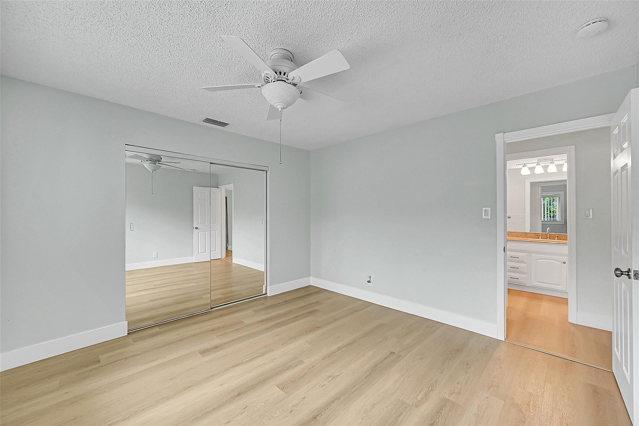LAKEVIEW ESTATES SEC 1 REPLAT - Residential Lease