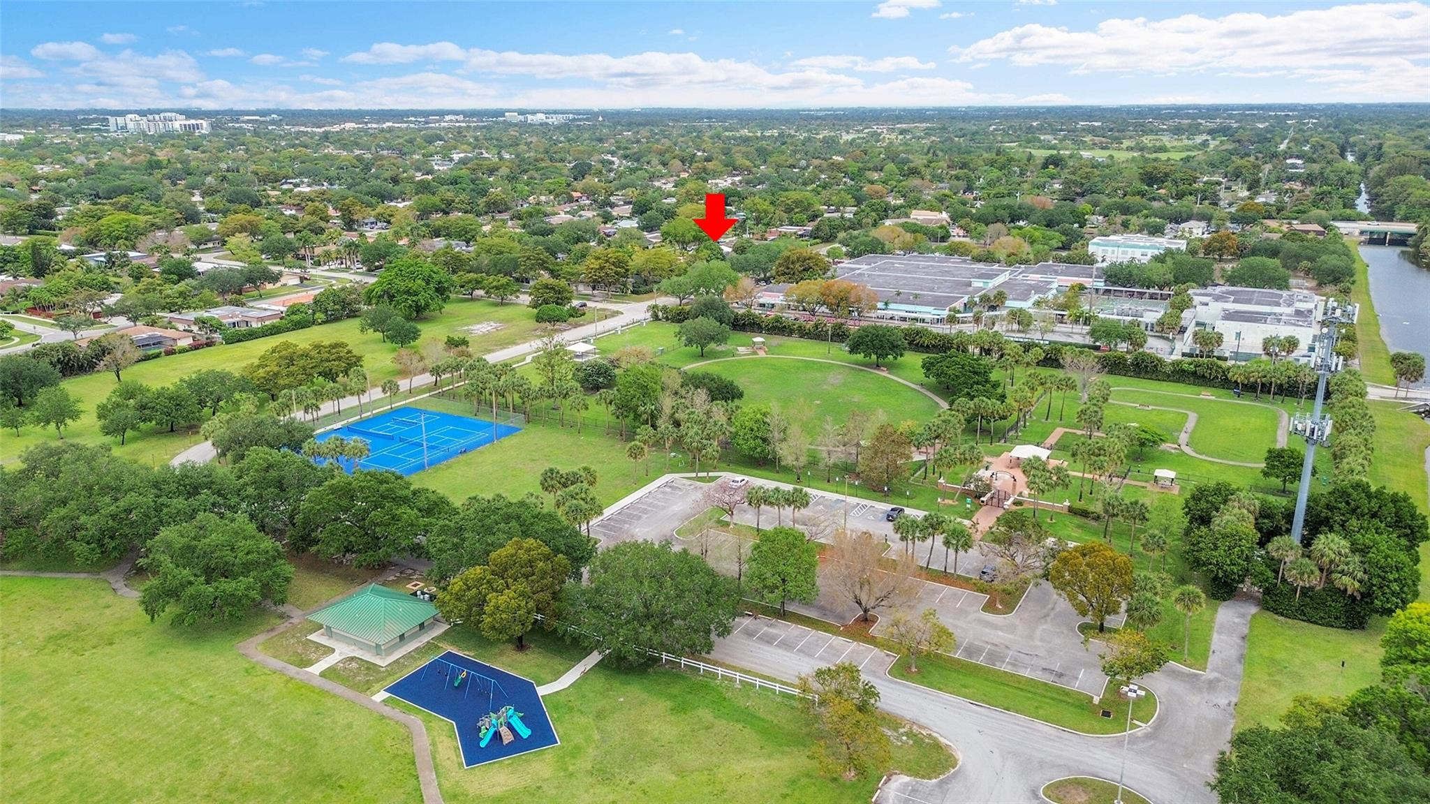 LAKEVIEW ESTATES SEC 1 REPLAT - Residential Lease