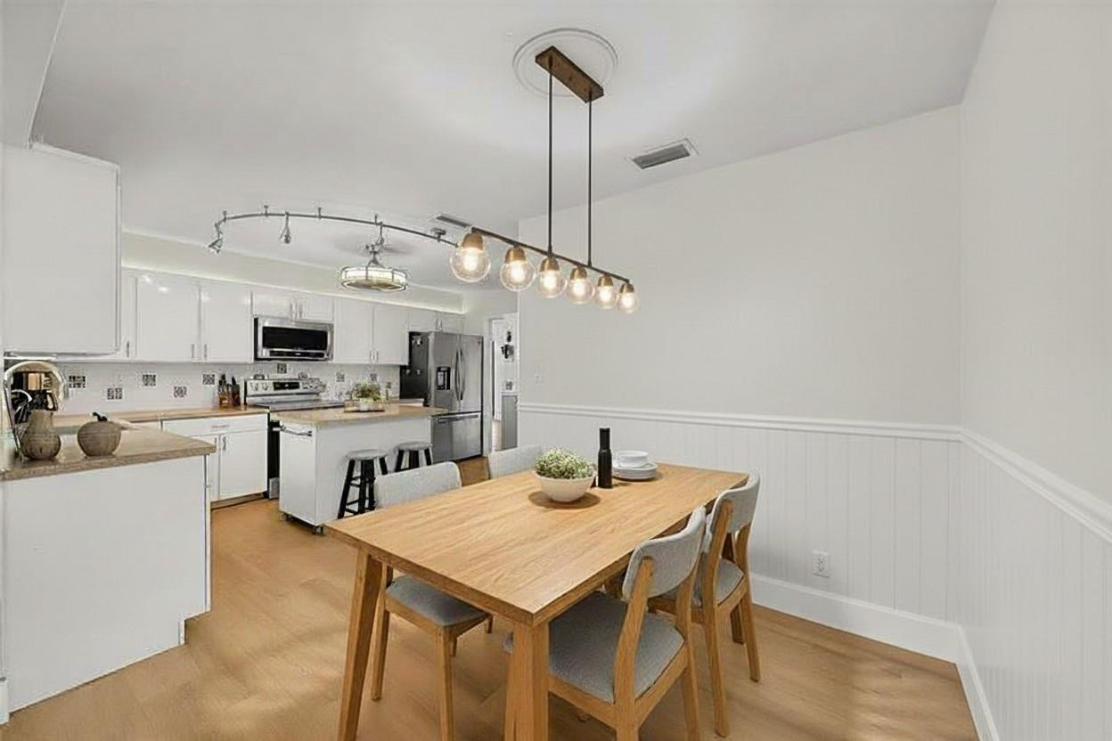 LAKEVIEW ESTATES SEC 1 REPLAT - Residential Lease