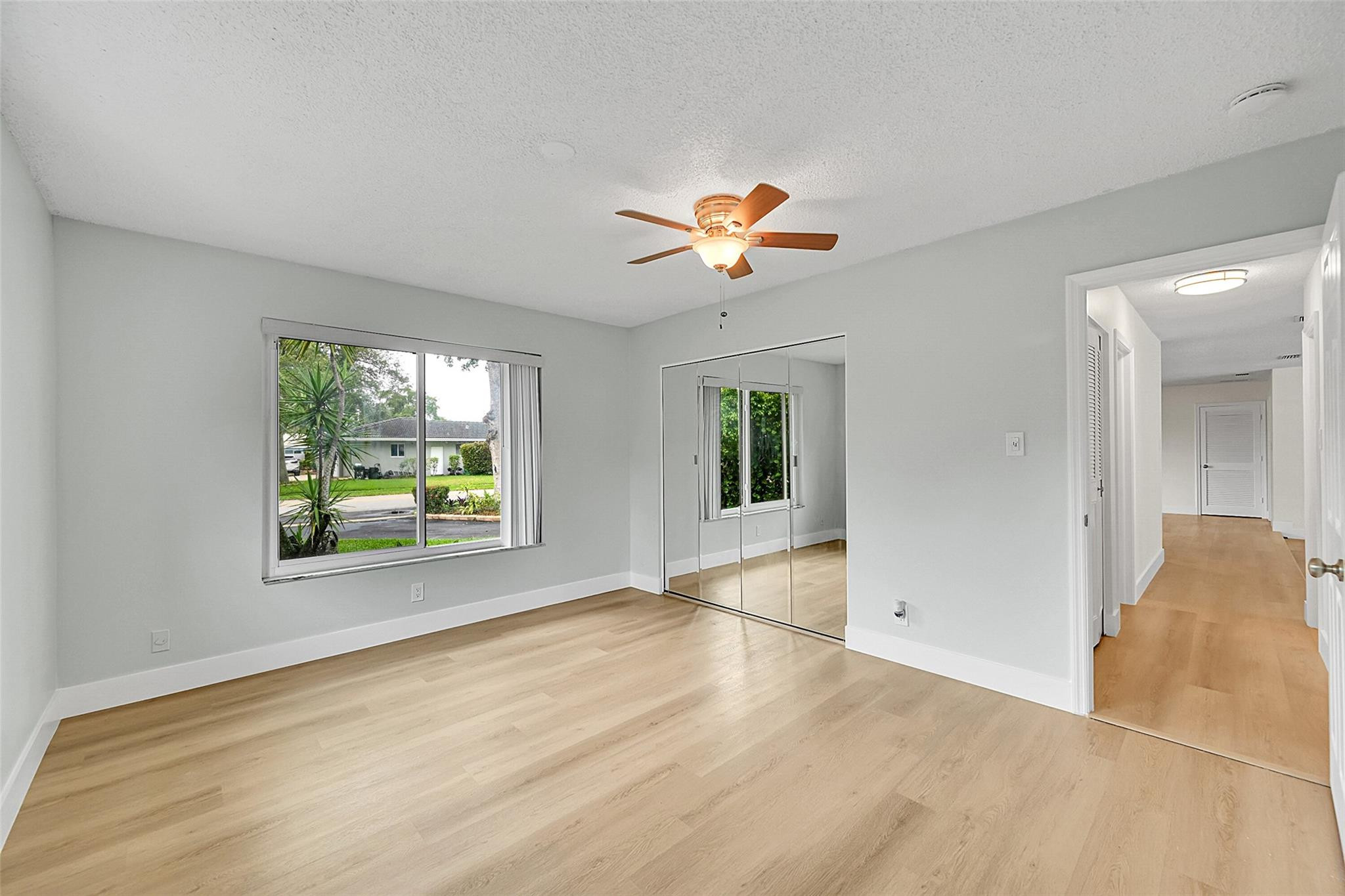 LAKEVIEW ESTATES SEC 1 REPLAT - Residential Lease