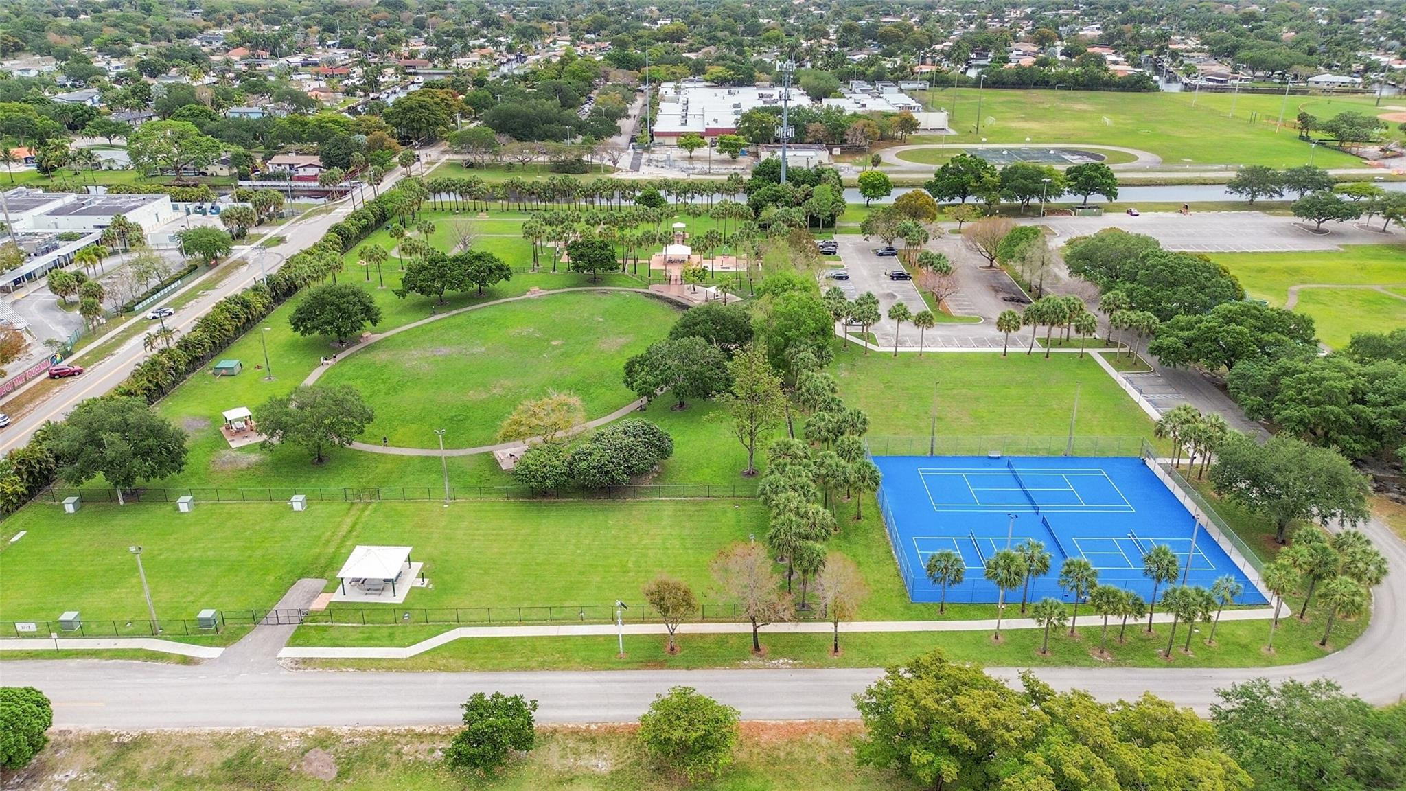 LAKEVIEW ESTATES SEC 1 REPLAT - Residential Lease