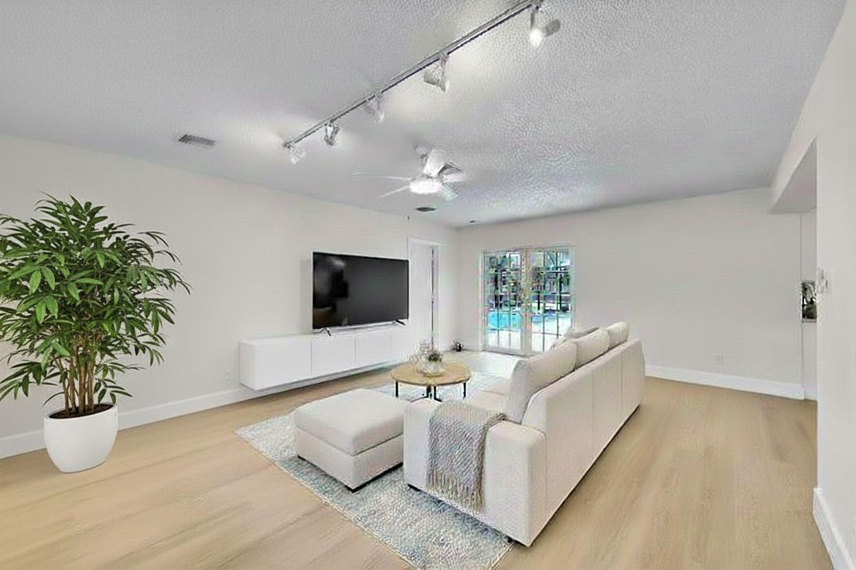 LAKEVIEW ESTATES SEC 1 REPLAT - Residential Lease
