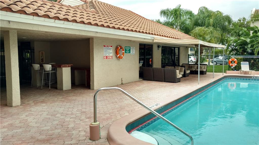 Embarcadero - Residential