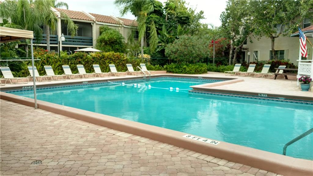 Embarcadero - Residential