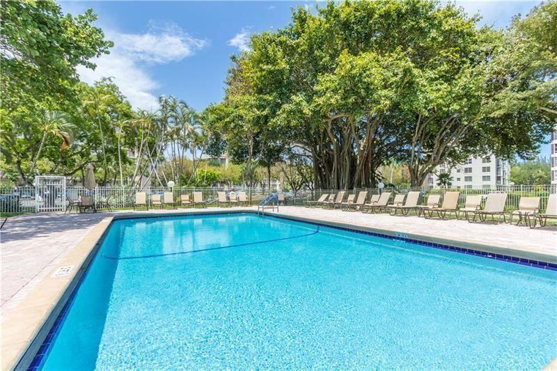 PALM-AIRE COUNTRY CLUB CONDO 18 - Residential Lease