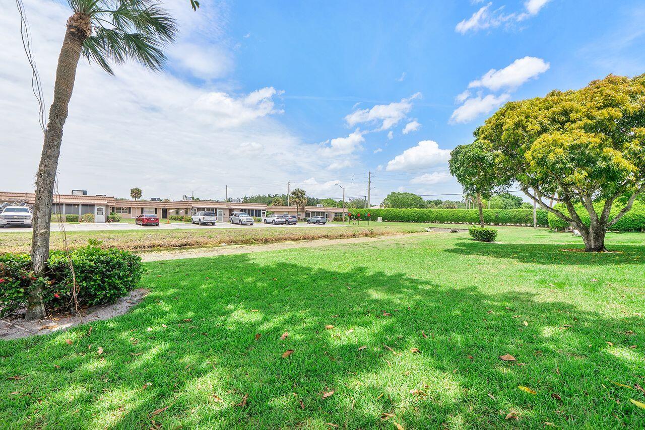 KINGS POINT VALENCIA CONDOS - Residential